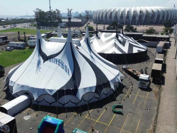 Circo dos Dinossauros em Curitiba com uma temporada incrível