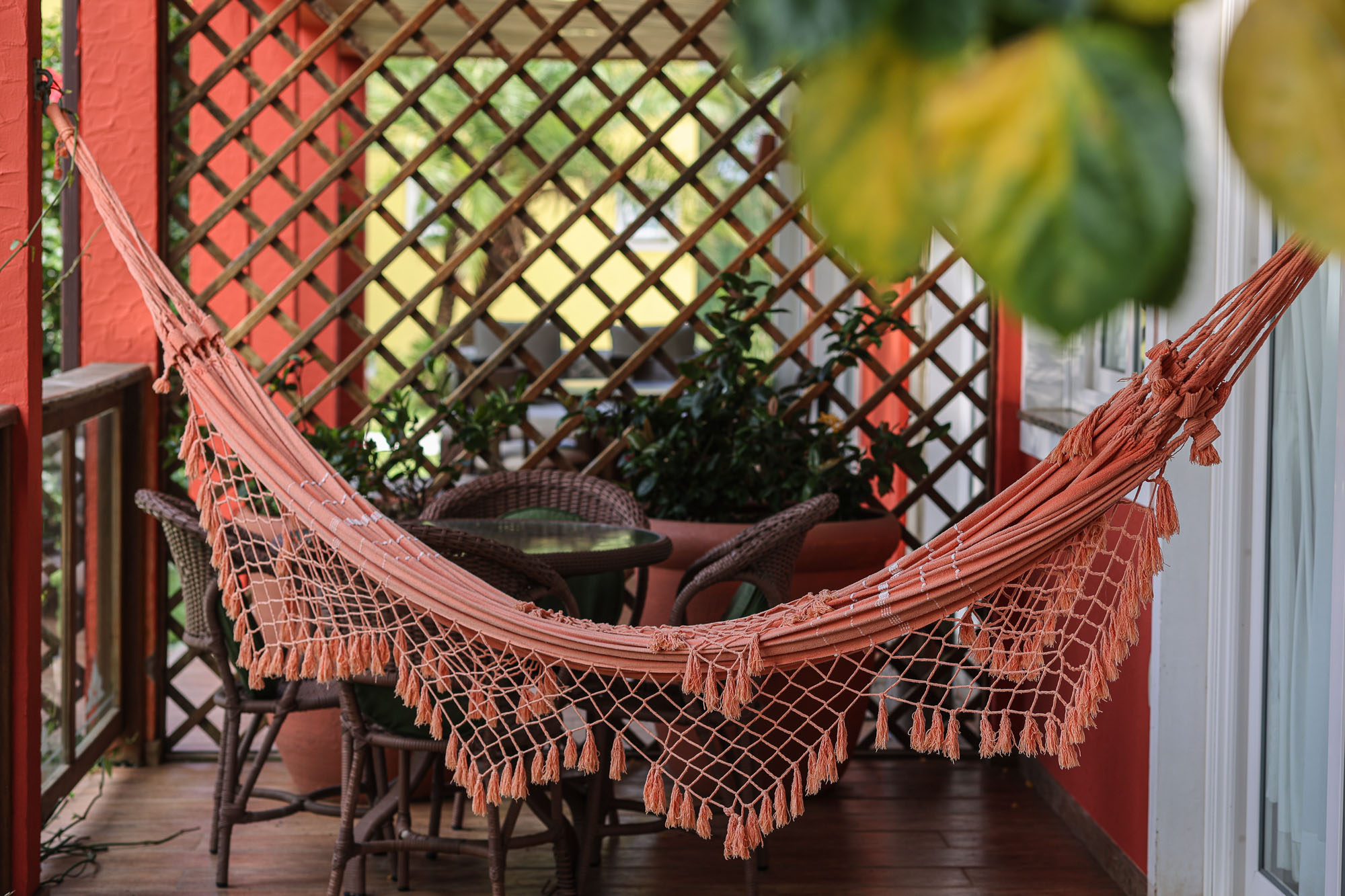 Cinco motivos para passar o Carnaval na Pousada Estaleiro Guest House, em Balneário Camboriú