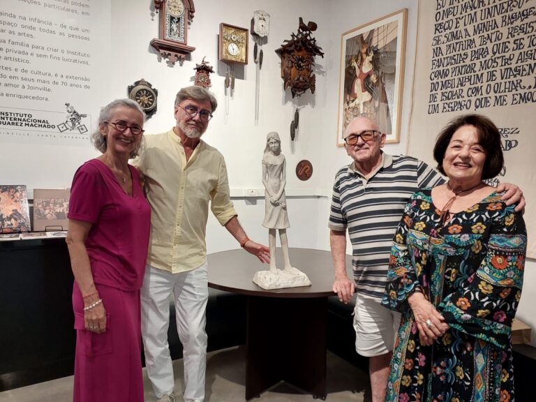 Escultura histórica de Juarez Machado passa a integrar acervo do Instituto Internacional