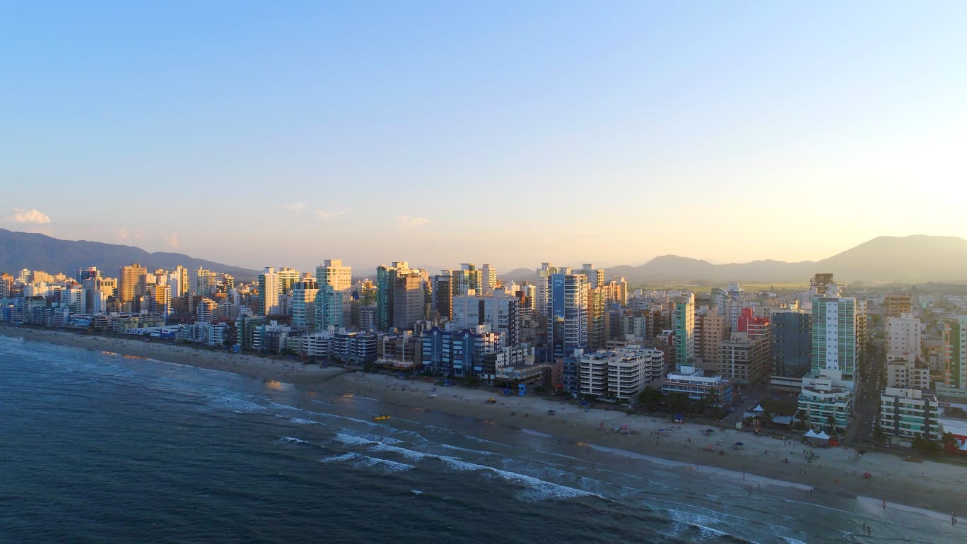 Alargamento da Meia Praia avança em Itapema
