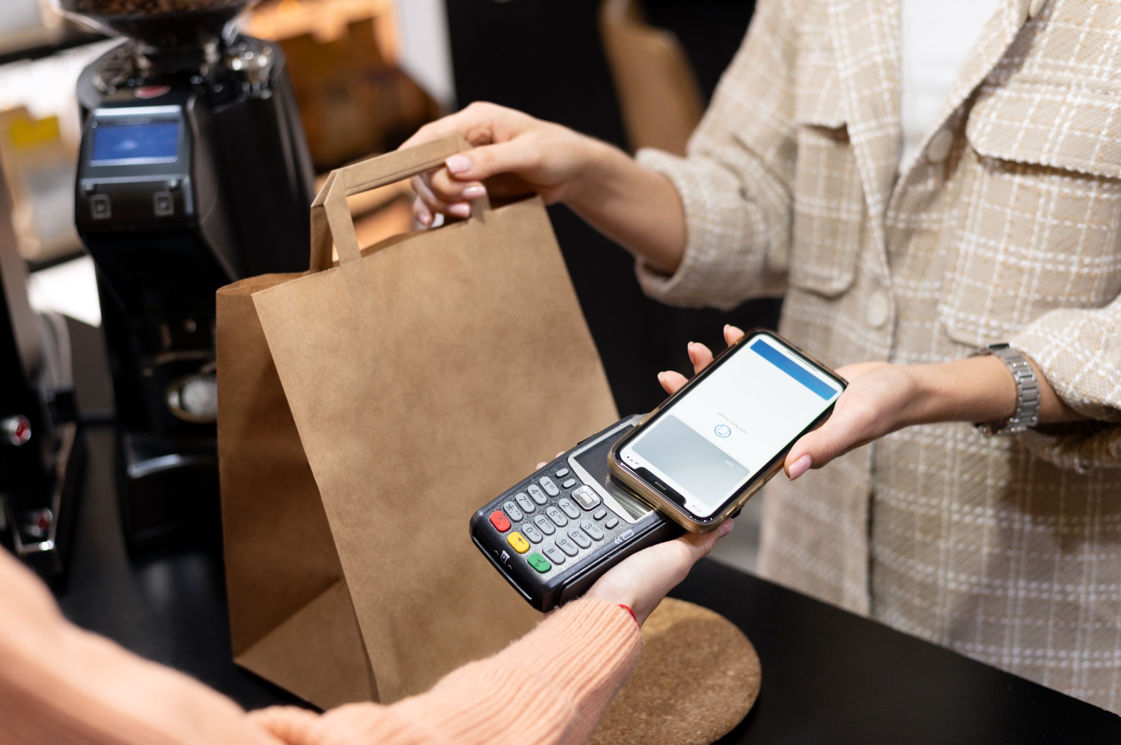 Com varejo catarinense em alta, campanha reforça consumo no comércio local durante o período de férias
