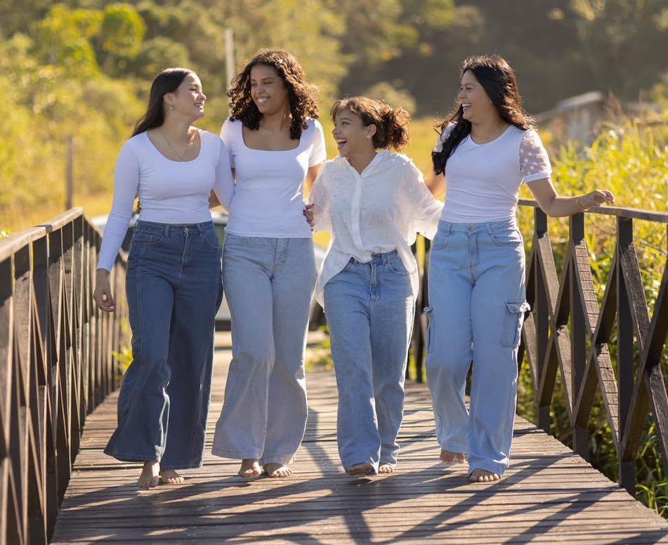 Solidariedade: Projeto social de Itajaí pede ajuda da comunidade para vender rifas e realizar festa de 15 anos para jovens da cidade