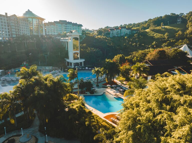 Fazzenda Park Resort leva recreação e diversão a Clube de Férias em Blumenau